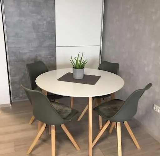 Modern Eingerichtetes Apartment Naehe Hauptbahnhof